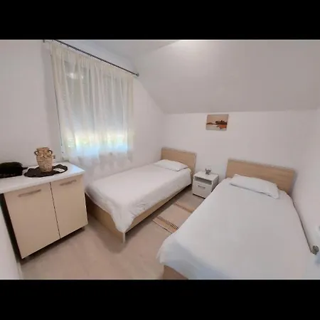 Vila-kuca